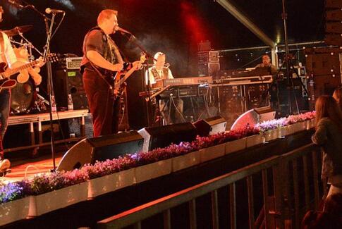 Midsommerfest i Gedved med Bomles Venner