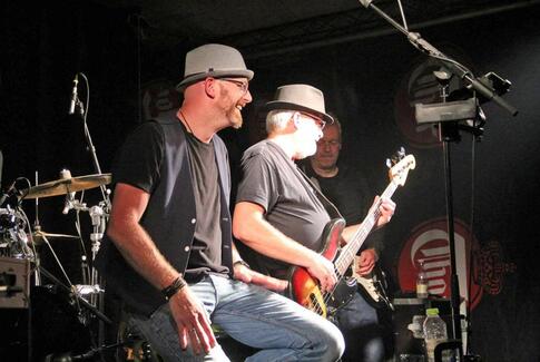 Mojoes og Bruuns Blues Band på Kulissen