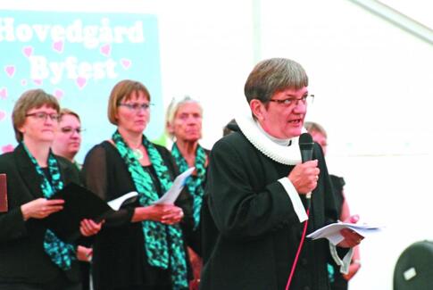 Kirkerne åbner igen!