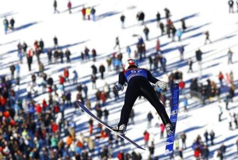 Vi er vilde med at se fjernsyn nytårsdag