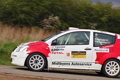 Nielsen og Brodersen kører for en ny topplacering i DM-rally