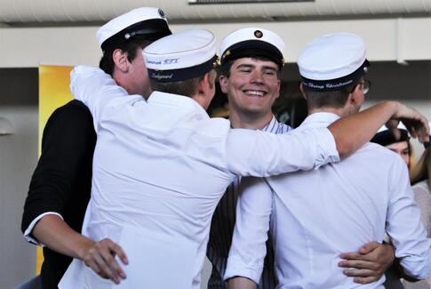 Dimissionstale til 306 studenter på Learnmark Gymnasium: