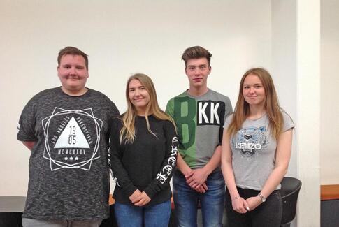 Gymnasieelever konkurrerer om at være regionens bedste opfindere og forretningstalenter