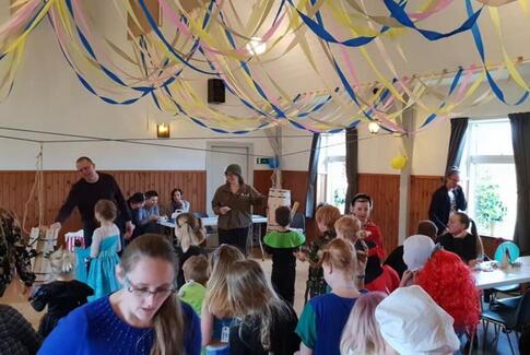 Flot og festlig fastelavn i Sattrup forsamlingshus