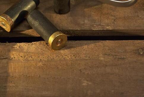 Elever filmer værtshusdrab