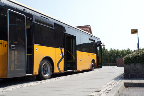 Enhedslisten foreslår øget busdrift til Østbirk og Hovedgård