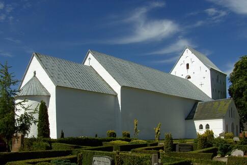 Sommerstafet kom til Vedslet Kirke