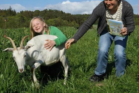Far du må ej slå den ged ihjel!