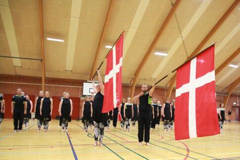 Gymnastikjubilæum i Gedved både ude og inde