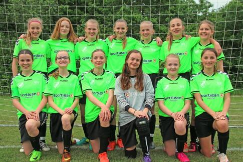 Suveræne Nim-Østbirk piger