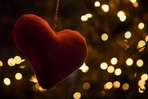 Hjælpepakker får julelysene til at skinne i udsatte hjem