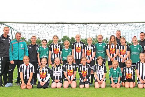 Fodboldpiger fra Gedved og Østbirk spiller sammen