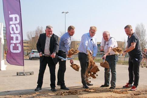 Første spadestik på Kvickly-grunden