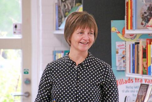 Fremragende fortælling af Poul Erik Skammelsen på Østbirk Bibliotek