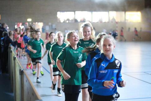 Stemningsfuld fodboldcup i Østbirk