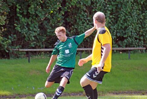 Remis i topopgør i Østbirk