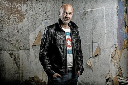 Lokal forfatter stormer frem