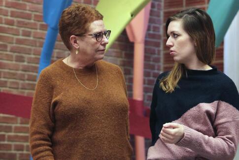 Politikerne vil tættere på de unge