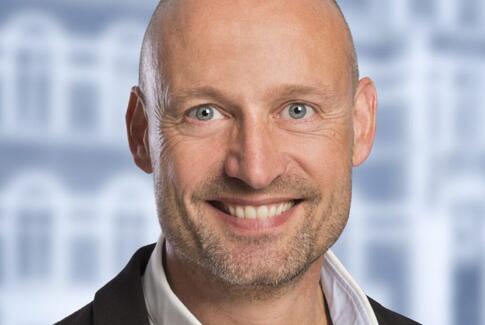 En Kæmpearena eller nye daginstitutioner, skoler og plejehjem?