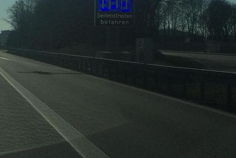 Trafik i nødsporet skal øge fremkommelighed på E45 - hurtigt