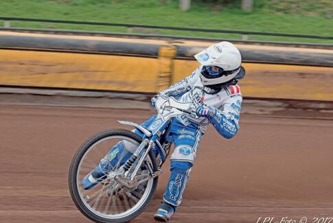 Nick Agertoft byder indenfor ved CASA