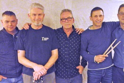 Lokale Rollin’ Friends fuldender festen i Østbirkhallen