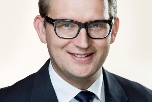 Alle danskere skal rustes til digitalisering på jobbet