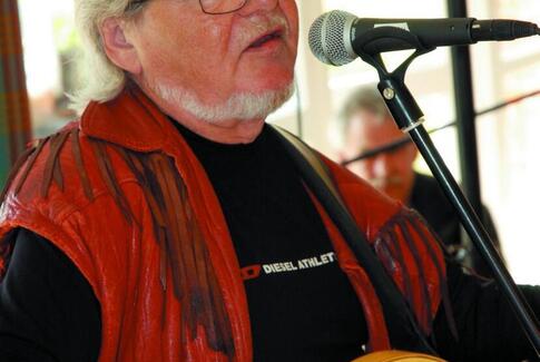 Teddy Edemann in memorandum