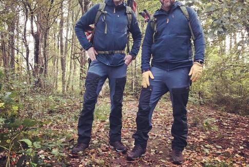 Tomas Villum og Jonas Schmidt bestiger Yding Skovhøj